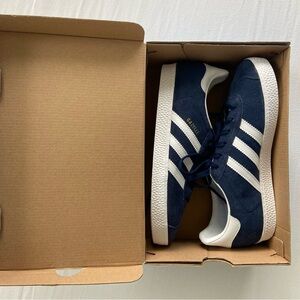 NIB Adidas Gazelle Dark Blue and White Sneakers